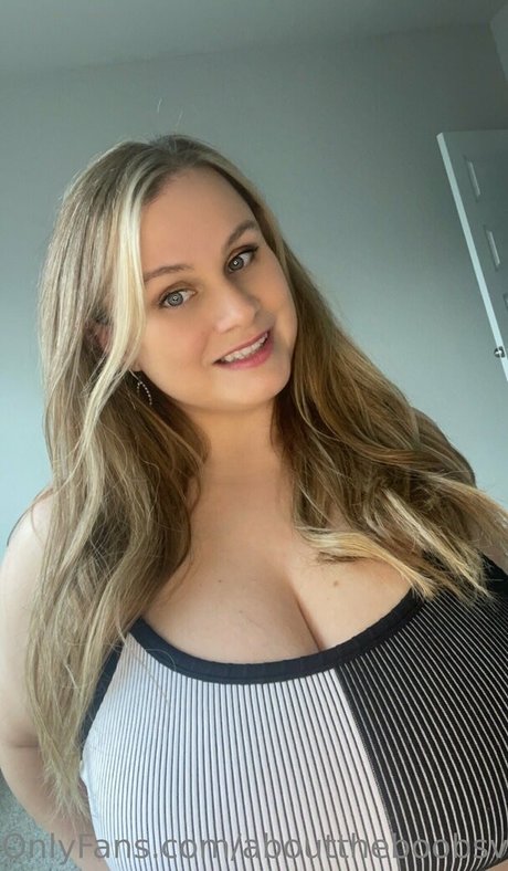 abouttheboobsvip actrice de grande qualité images