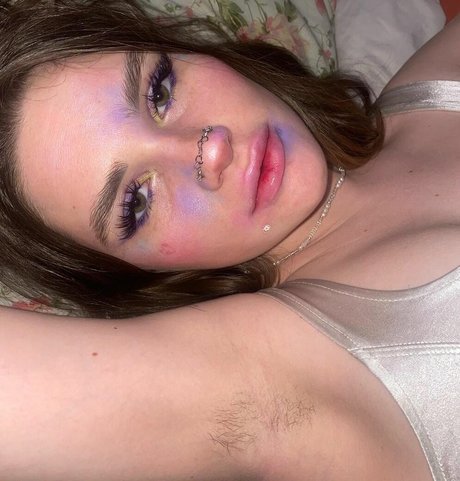 privetyalelya modèle porno photo