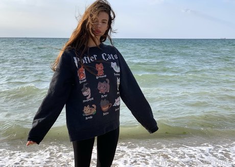 Anibutler actrice de grande qualité galerie