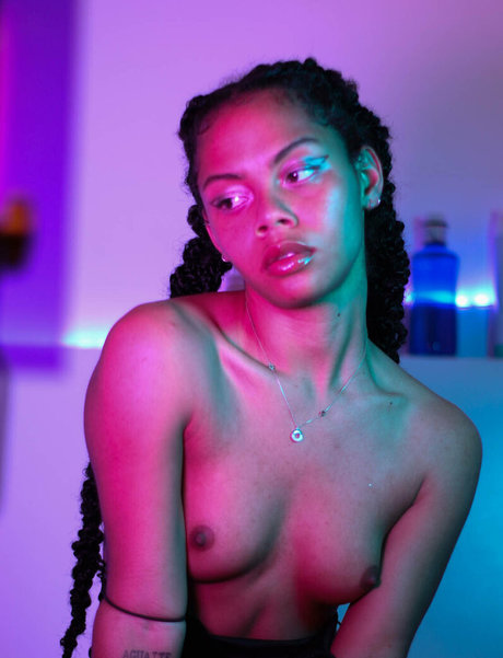 freyalasirenn modèle adulte galeries