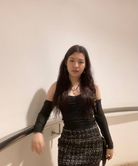 Clarettee actrice exclusive galerie