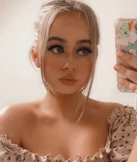 lilhunnixo étoile nue archive