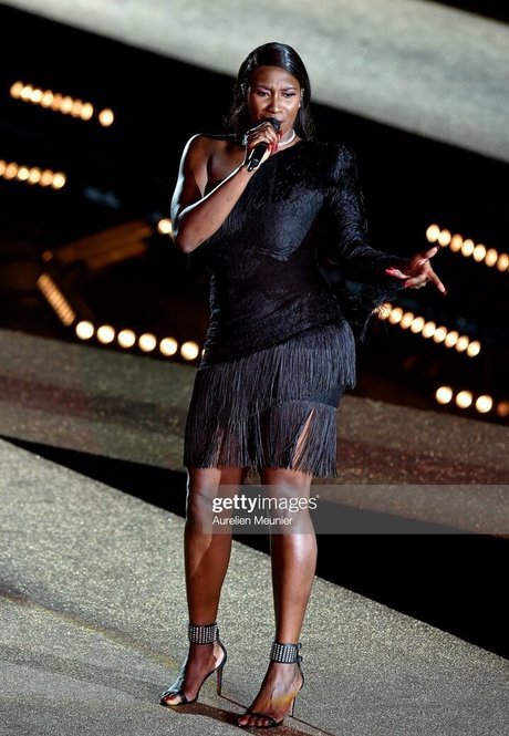 Aya Nakamura modèle exclusif galeries