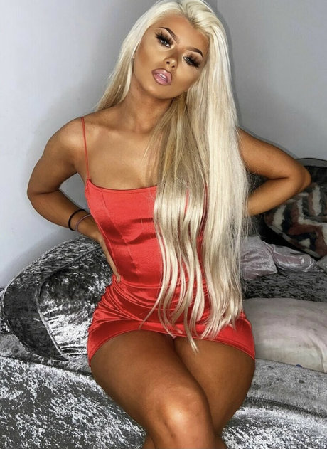 Chloe Inskip star du porno gratuit galeries