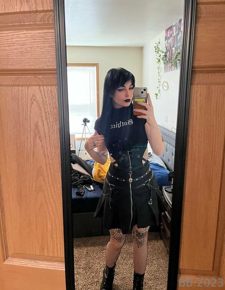 yourhotmllf jolie star du porno photos