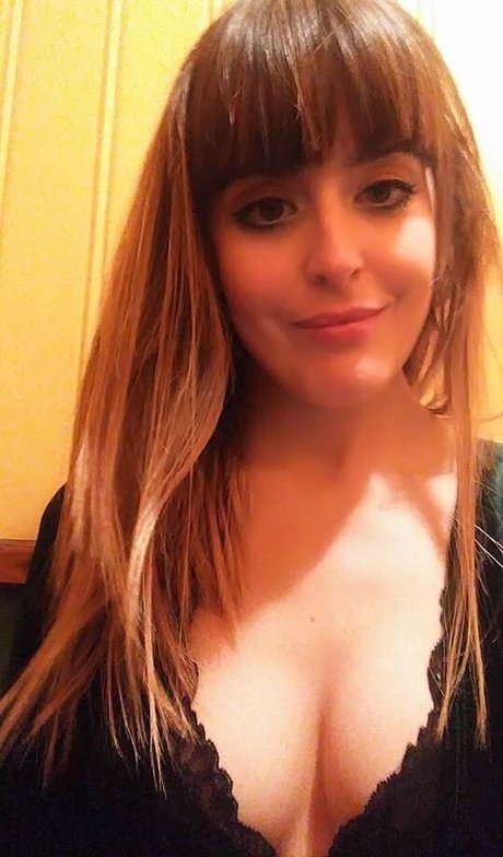 Pettans actrice nue photos