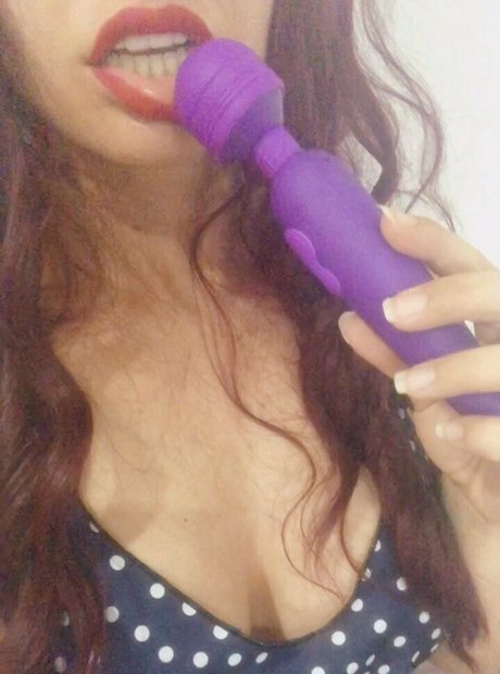 aishamihrab modèle exclusif photo