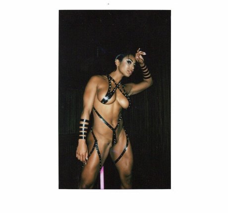 BlackTapeProject star du porno sympa archive