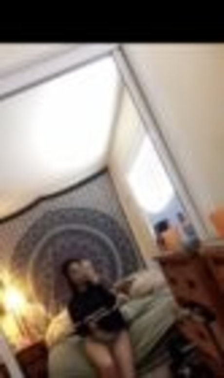 sara maika actrice sexy collection