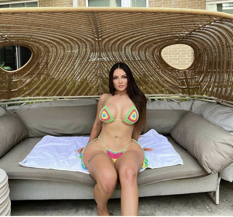 Elizapaige modèle artistique archive