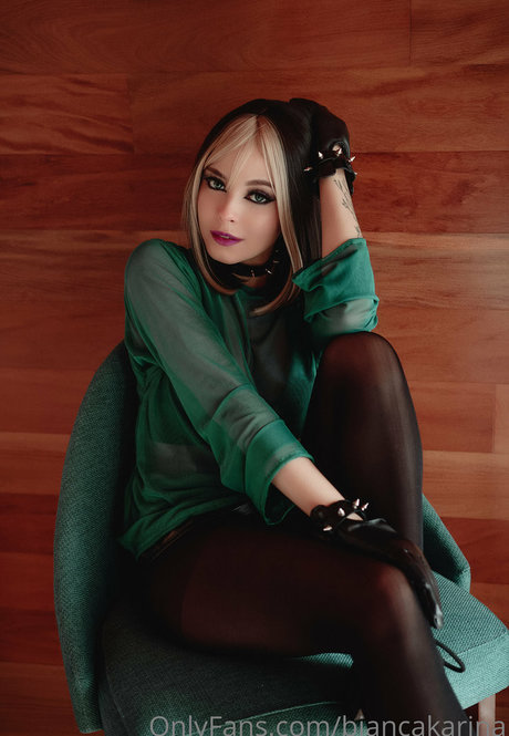 pawg rousse uniquementfans adulte érotique photo