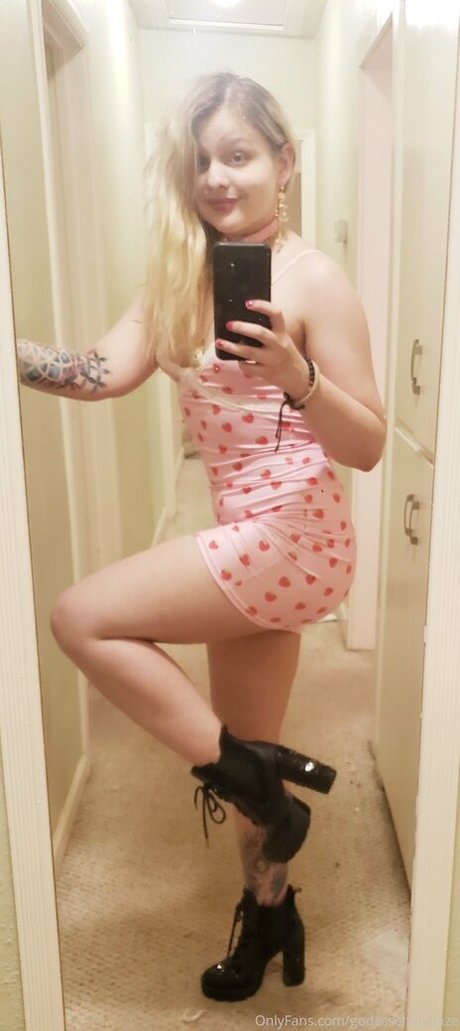 realemilyhaze étoile de l'art des photos