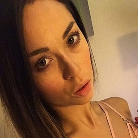 Katya Jones star du porno chaud img