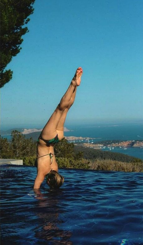 Kate Hudson modèle adulte galerie