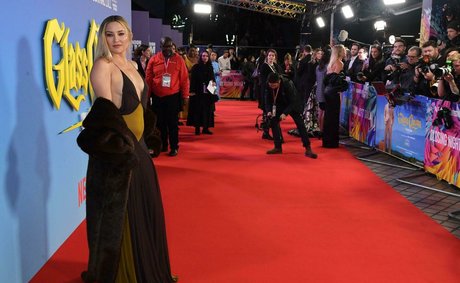 Kate Hudson actrice érotique img