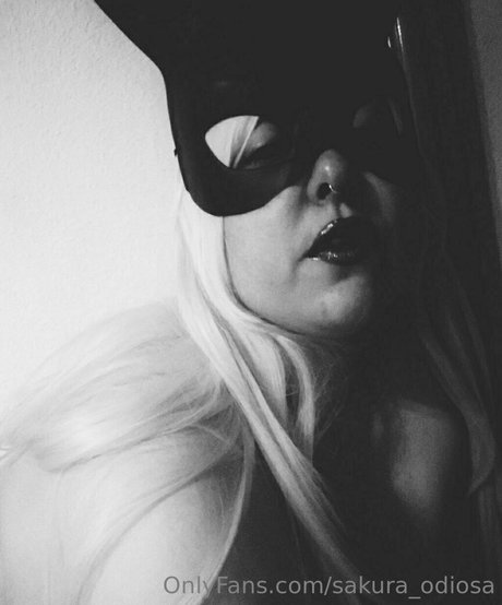 sakura odiosa nus de stars du porno photo