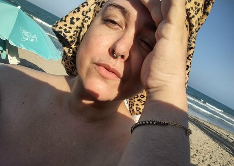 sakura odiosa modèle joli galeries