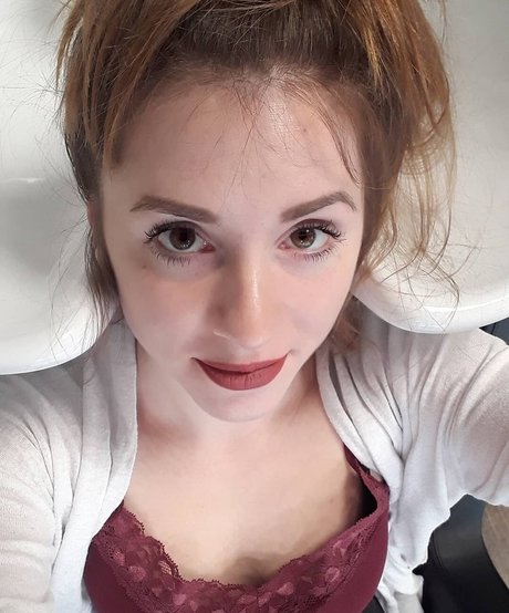 Merona ASMR art de star du porno des photos