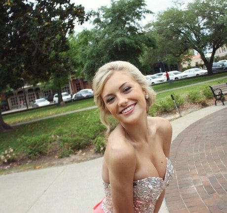 Holly Cloar jolie actrice img