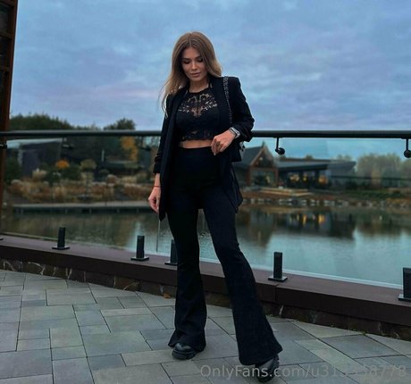 juliawind star du porno de haute qualité galeries