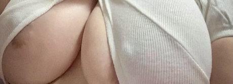 Misschubbybabe nus étoiles des photos