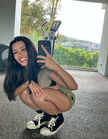 bootsthefeline étoile de l'art galerie