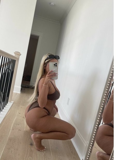 Xoxobodybaby modèle artistique collection