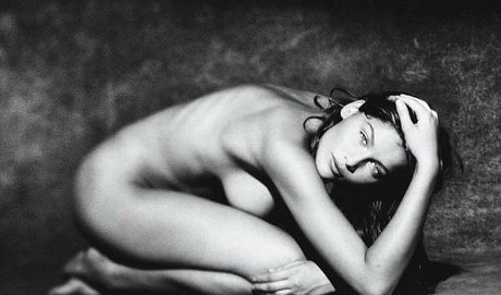 Laetitia Casta modèle de sexe galeries