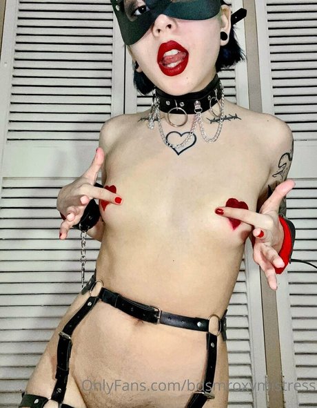 mistressroxybdsm star du porno de haute qualité archive