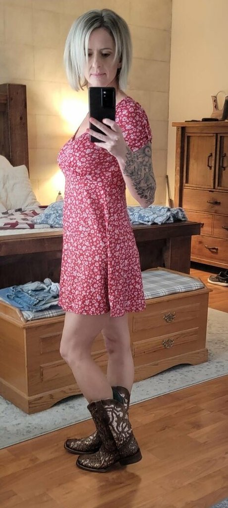 sweet n sexy erin modèle xxx archive