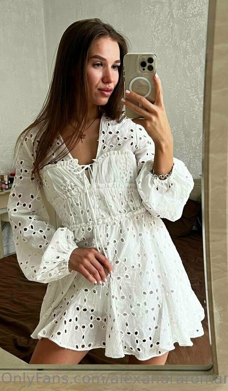 alexandraromance nus de stars du porno img