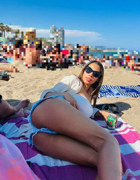 katemodelo étoile nue archive