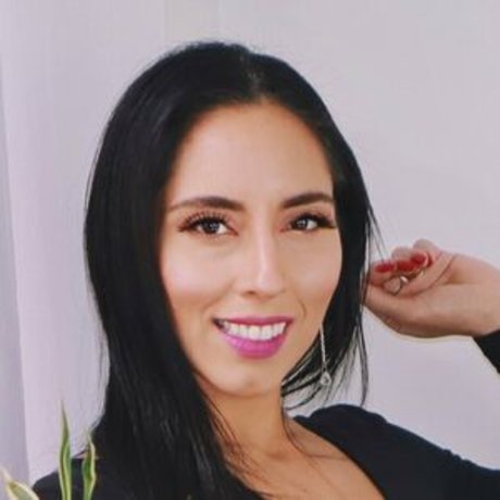 your favorite nylon girl actrice exclusive images