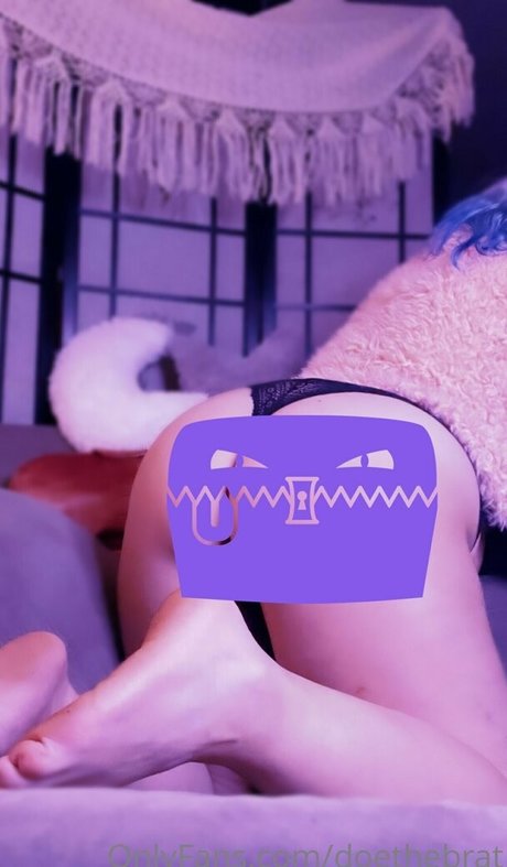 doethebrat actrice de nus collection