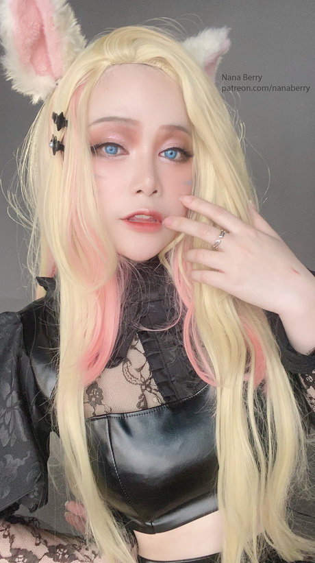 Nana Berry actrice xxx collection