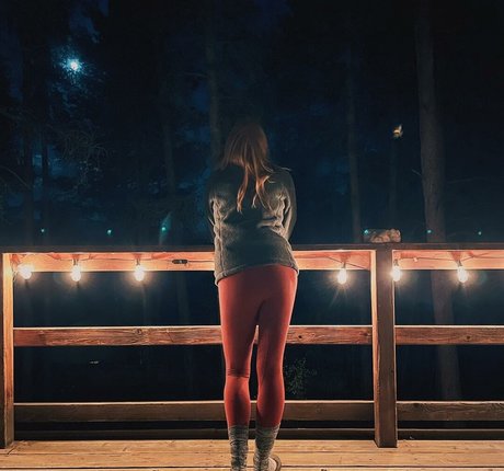 Sunny Brooke modèle sexy collection