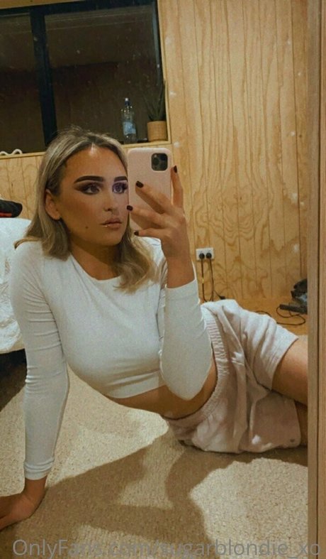 sugarblondie xo actrice érotique archive