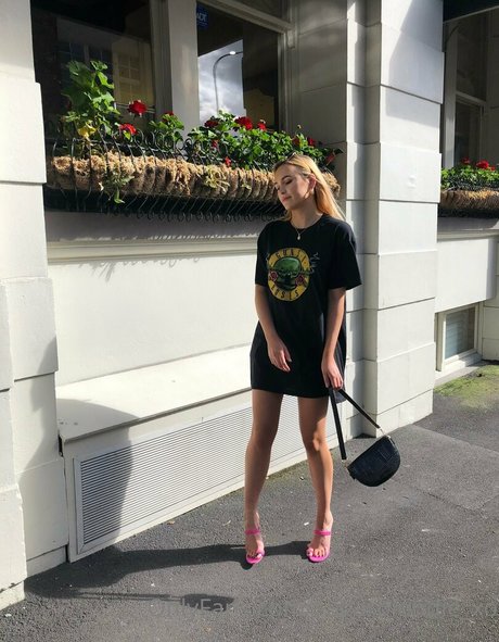 baise gay uniquementfans adulte gratuit des photos