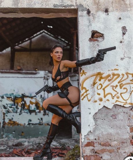 Anja Blagojevic modèle xxx photos