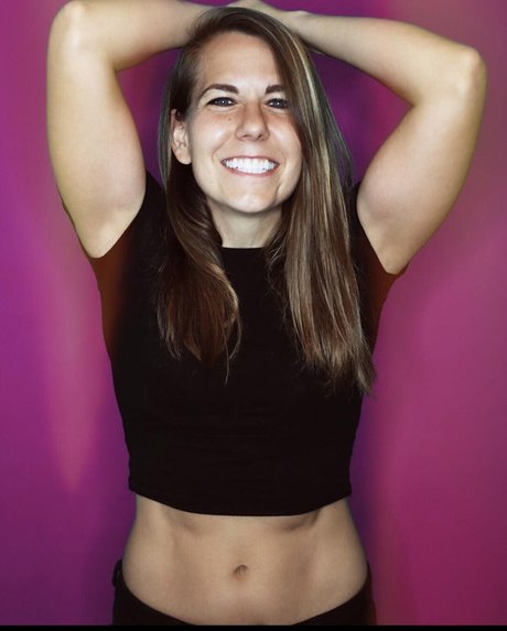 Ali Spagnola actrice chaude des photos