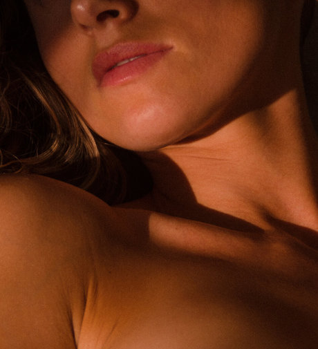 Miacbell star du porno chaud photo