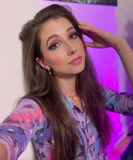 équitation accroupie uniquementfans chaud exclusif des photos