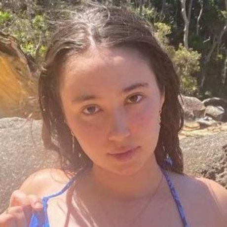 Issy hecxo jolie star du porno image