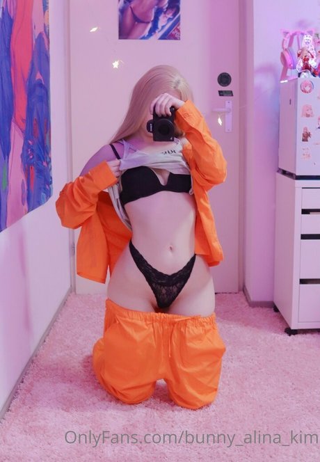 Bunny Alina Kim modèle de haute qualité galerie