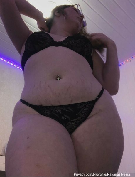 Rayana Silveira star du porno en haute qualité galerie