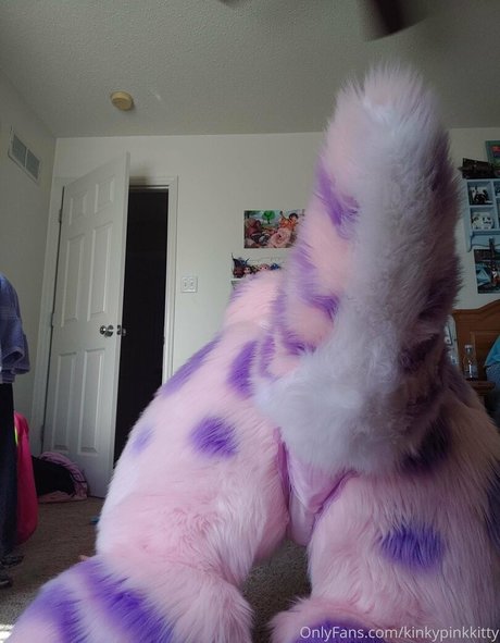 kinkypinkkitty étoile de l'art archive