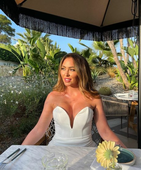 pipe éjaculation dans la bouche onlyfans beau sexe photo