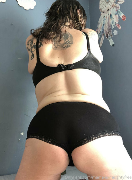 mama is naughtyfree modèle gratuit galeries