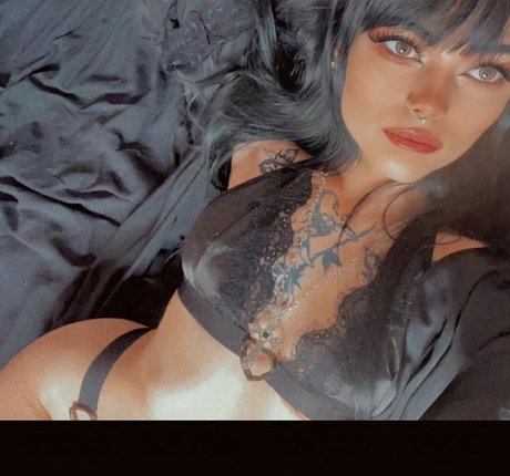 Portsmouth belle star du porno images