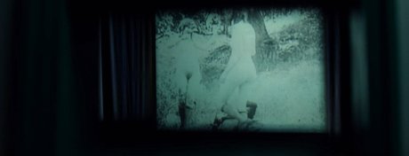 Mia Goth sexe star photo